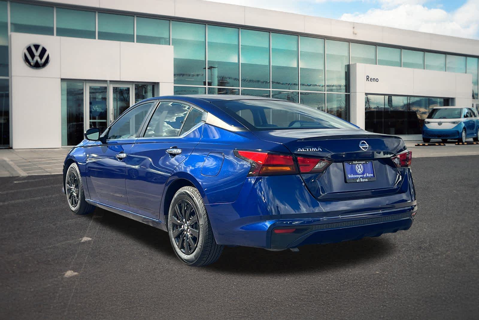 Thumbnail: 2022 Nissan Altima - 7