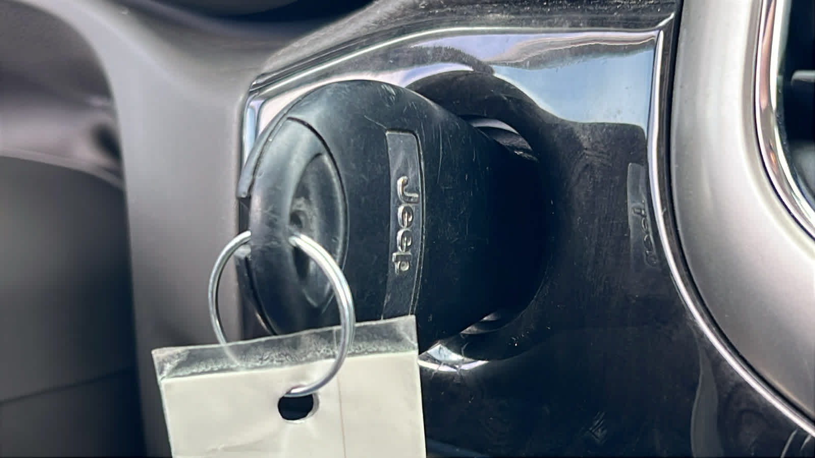 Thumbnail: 2012 Jeep Grand Cherokee - 16