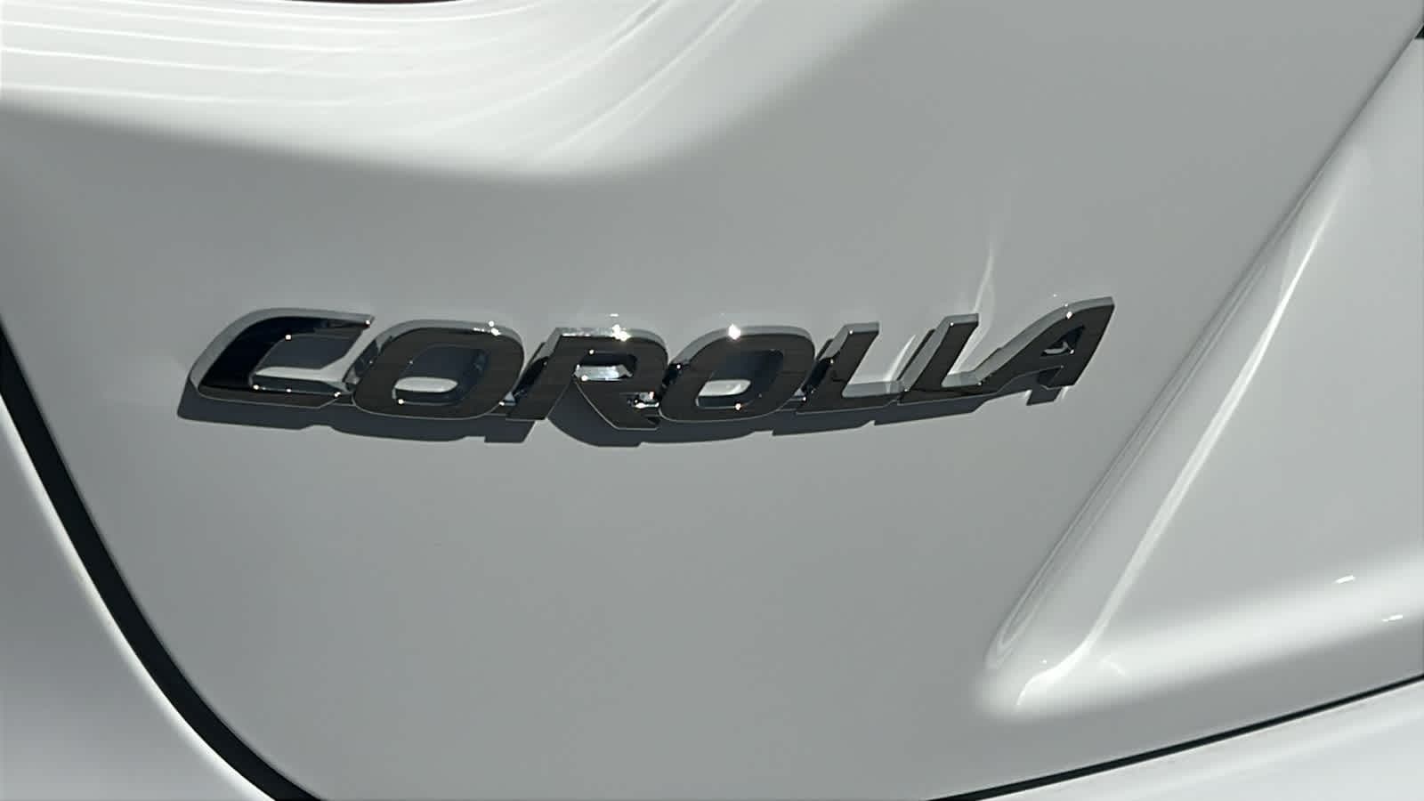 Thumbnail: 2023 Toyota Corolla - 28