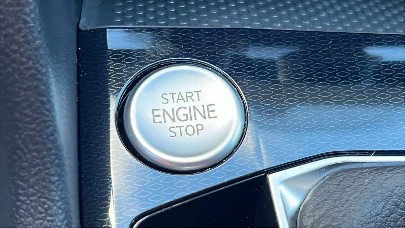 Thumbnail: 2026 Volkswagen Taos - 17