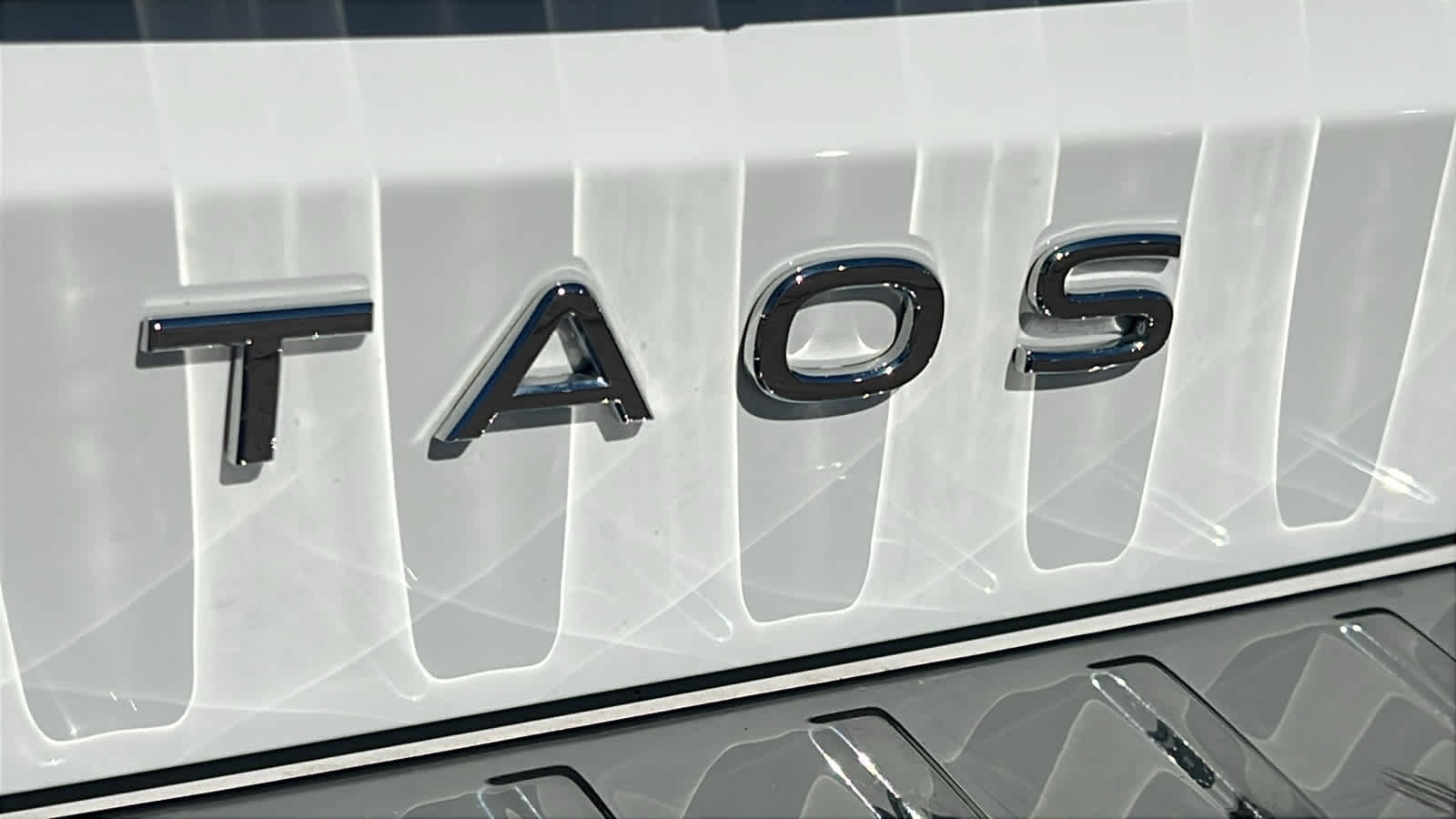 Thumbnail: 2025 Volkswagen Taos - 28