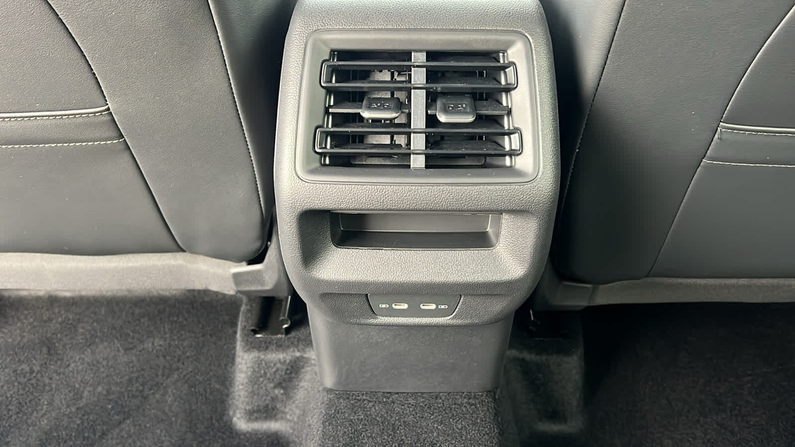 Thumbnail: 2026 Volkswagen Tiguan - 24