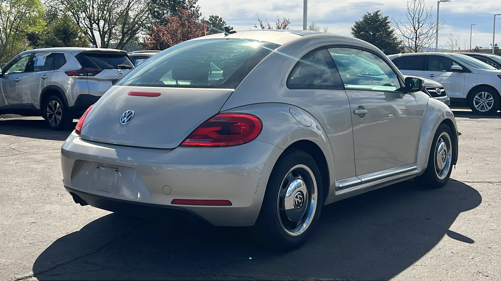 Thumbnail: 2013 Volkswagen Beetle - 5