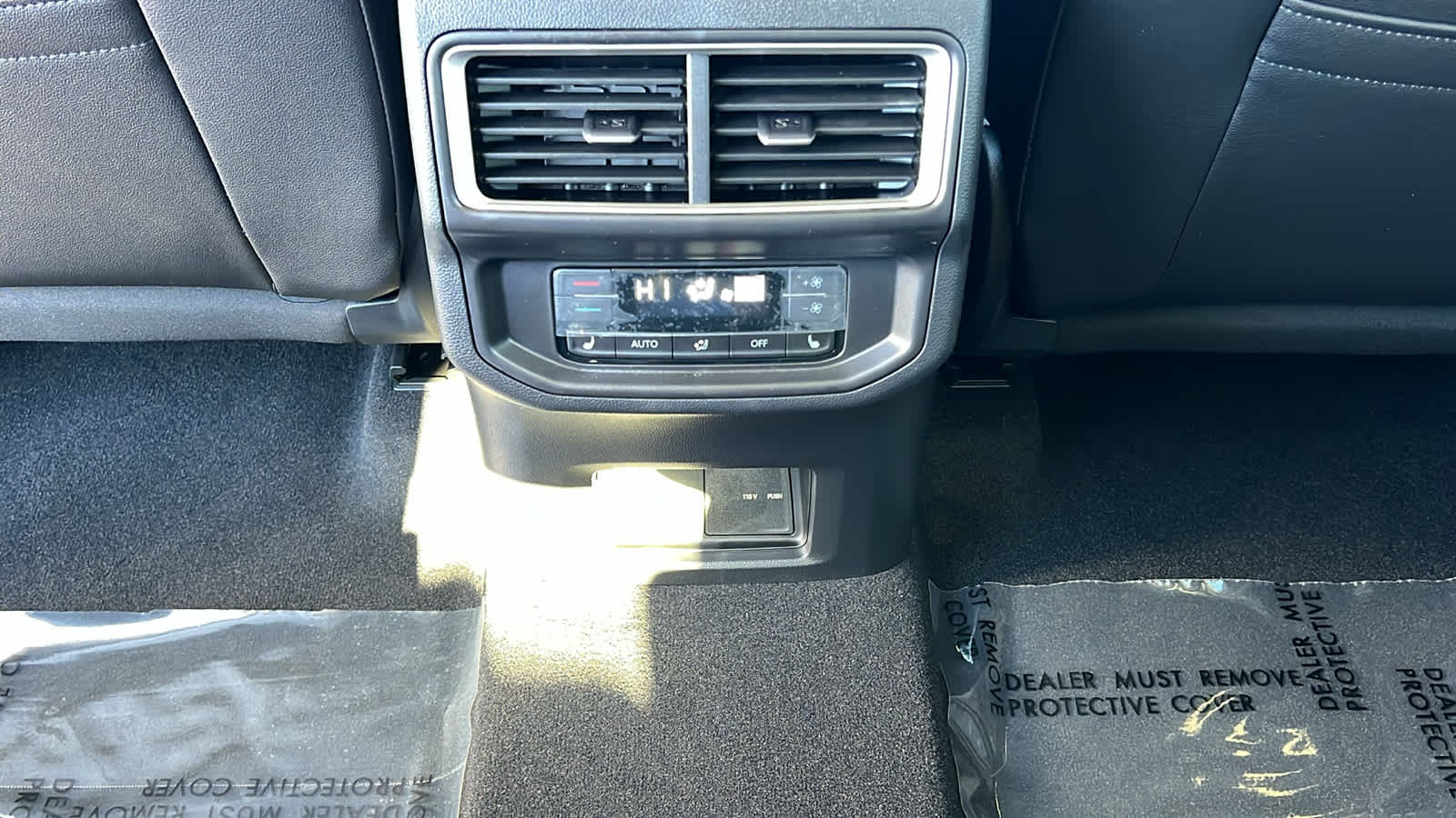 Thumbnail: 2026 Volkswagen Atlas - 25