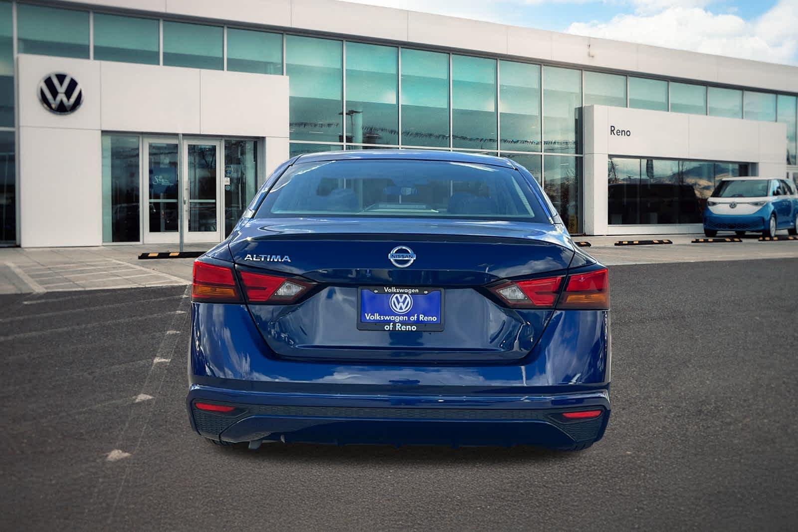 Thumbnail: 2022 Nissan Altima - 6