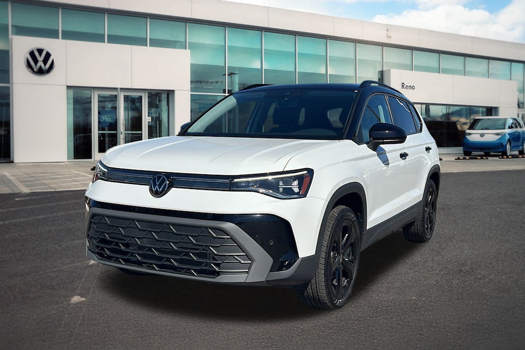 Used 2025 Volkswagen Taos SE Black SUV