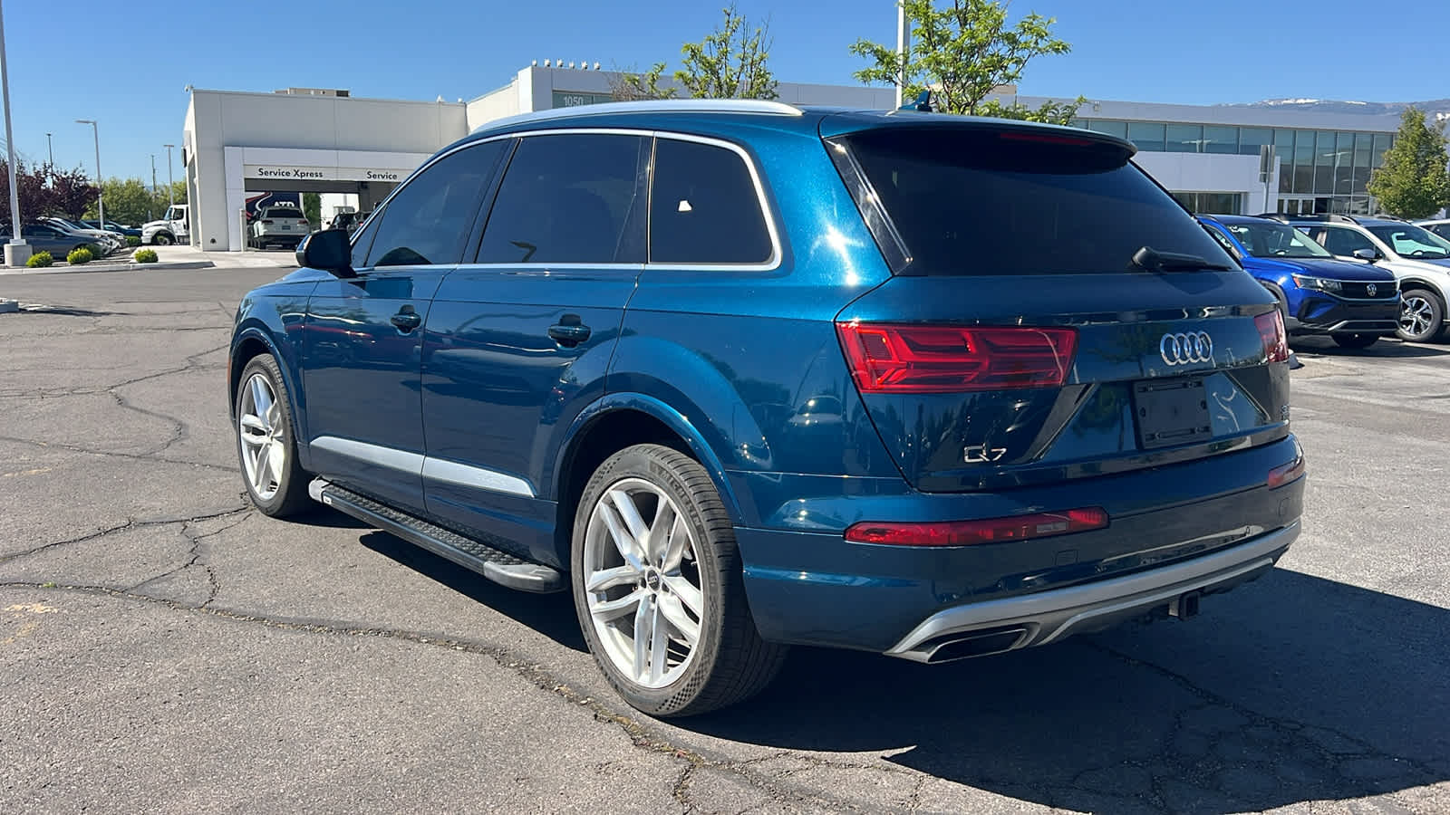 Thumbnail: 2018 Audi Q7 - 7