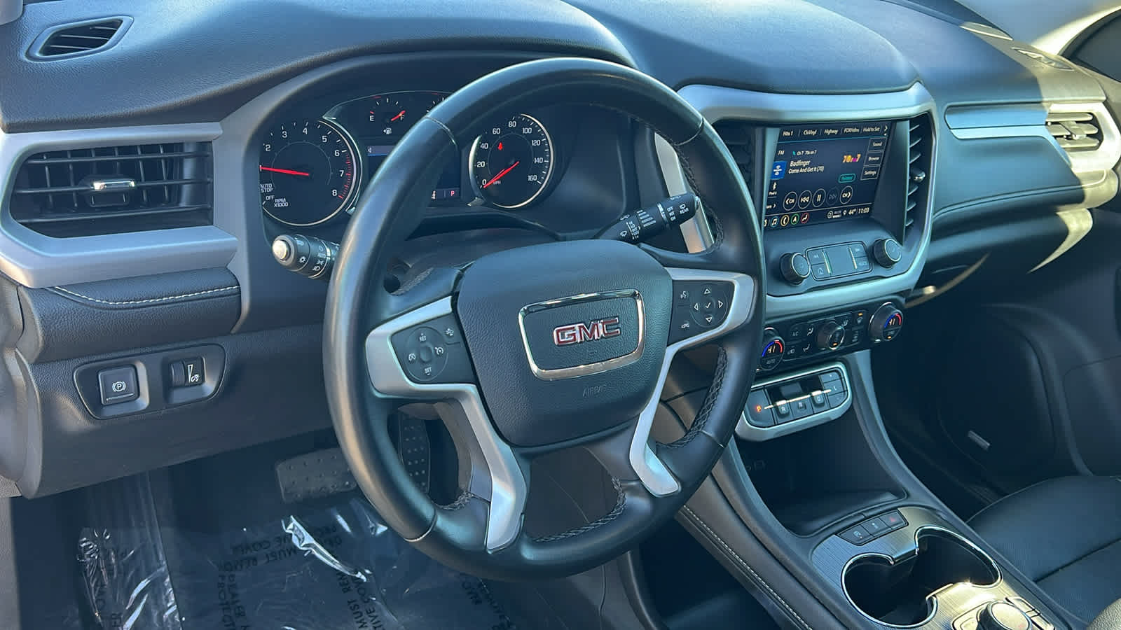 Thumbnail: 2023 GMC Acadia - 10