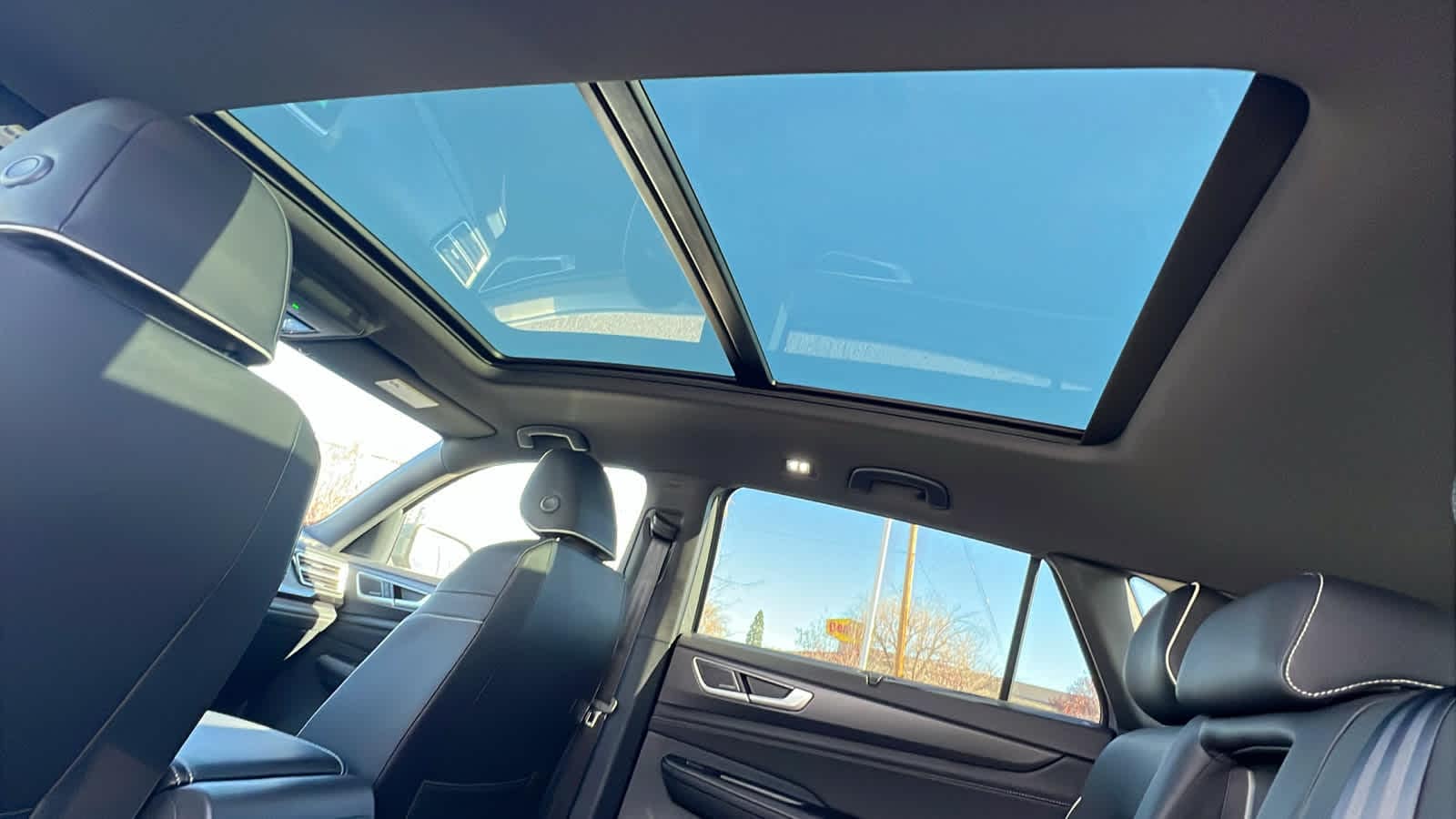 Thumbnail: 2026 Volkswagen Atlas - 31