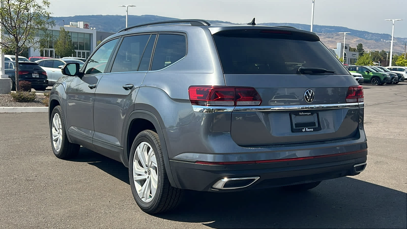 Thumbnail: 2023 Volkswagen Atlas - 7