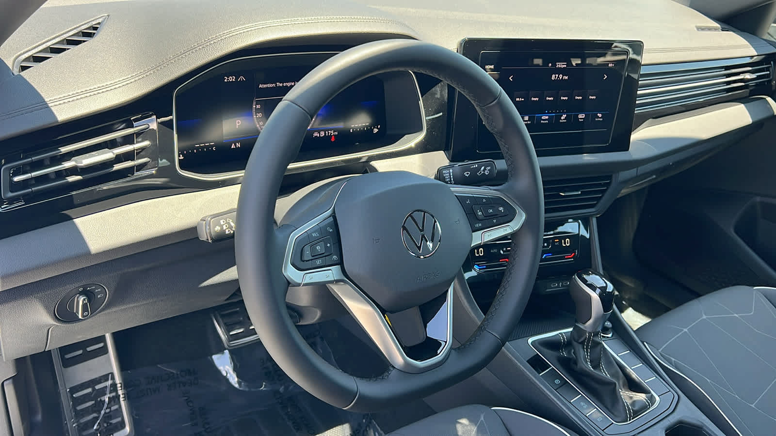 Thumbnail: 2025 Volkswagen Jetta - 10