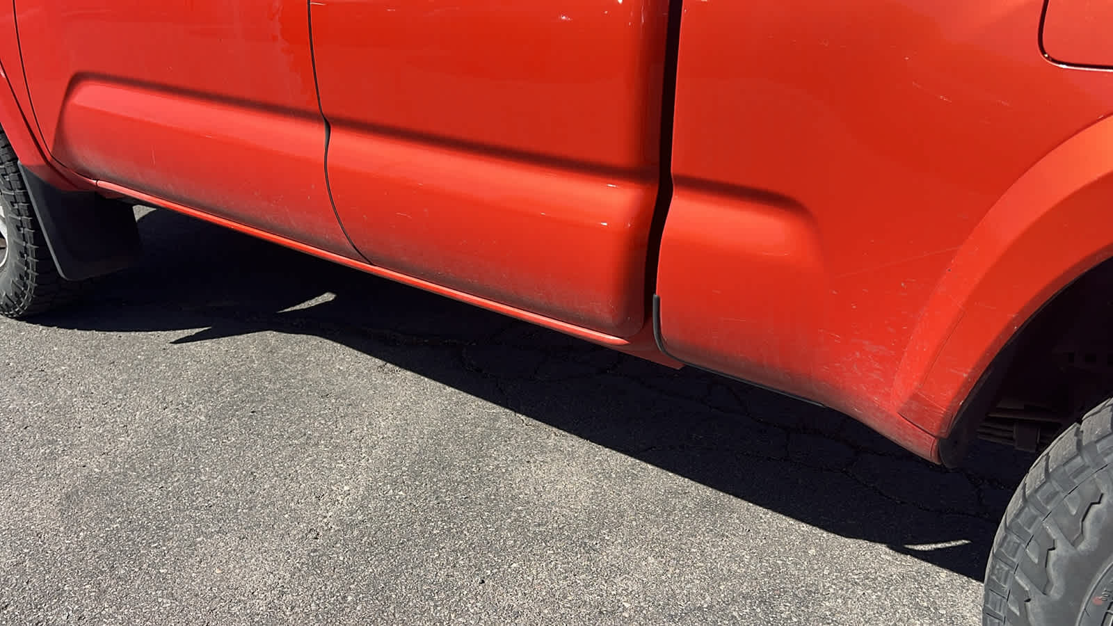 Thumbnail: 2016 Toyota Tacoma - 10