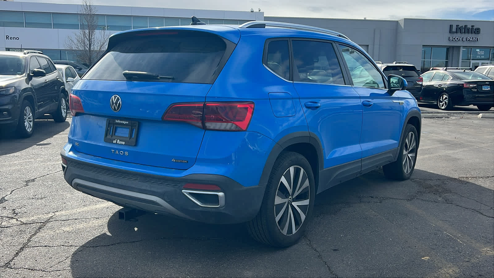 Thumbnail: 2022 Volkswagen Taos - 5