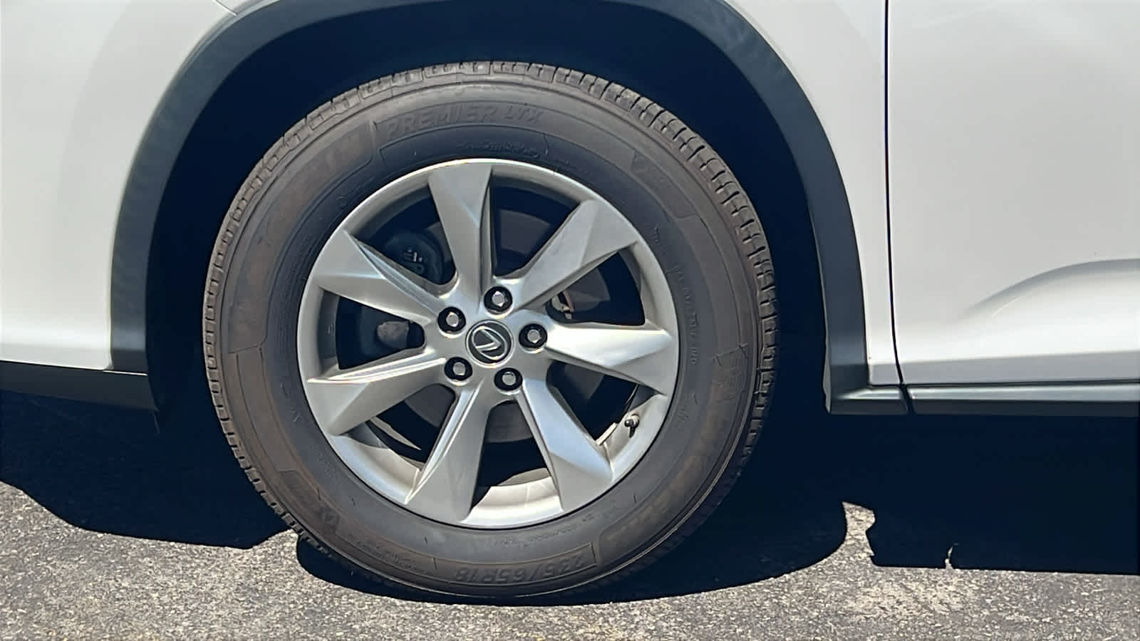 Thumbnail: 2019 Lexus RX - 9