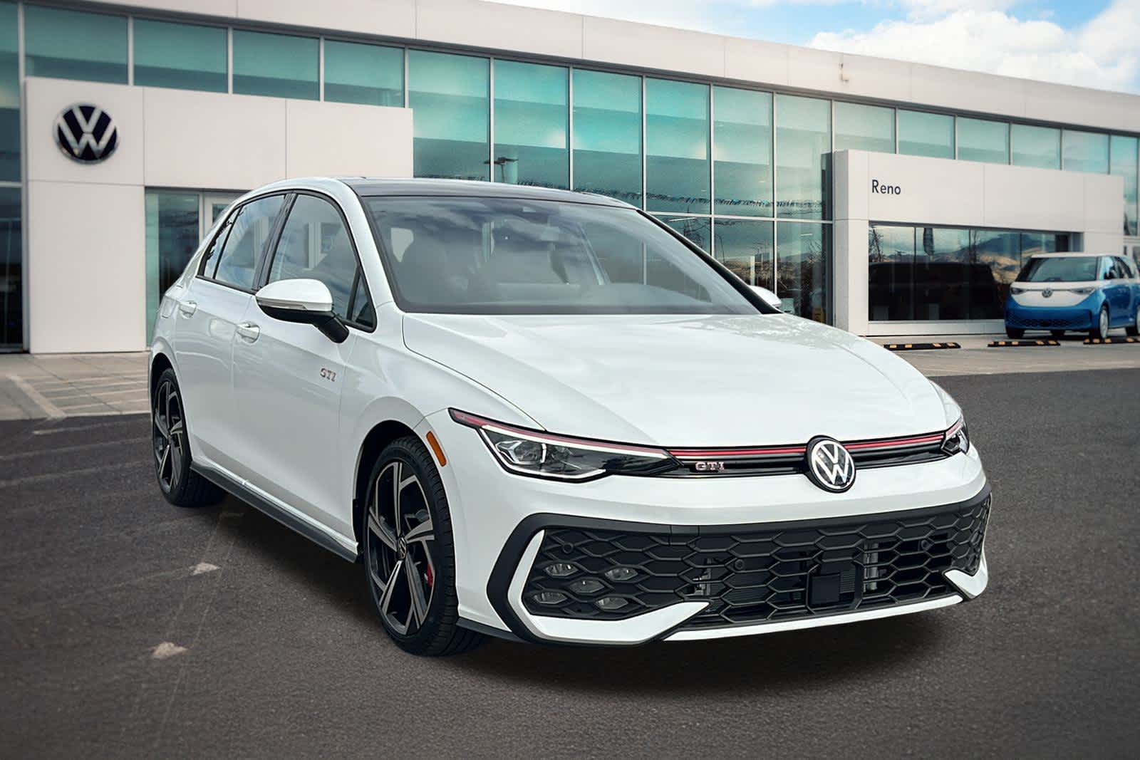 2025 Volkswagen Golf GTI SE photo 3