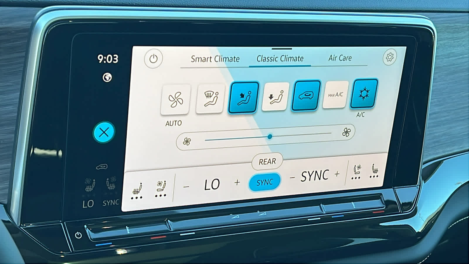 Thumbnail: 2026 Volkswagen Atlas - 14