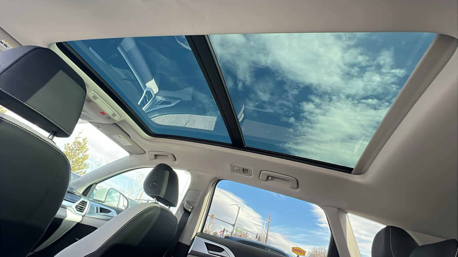 Thumbnail: 2026 Volkswagen Taos - 31