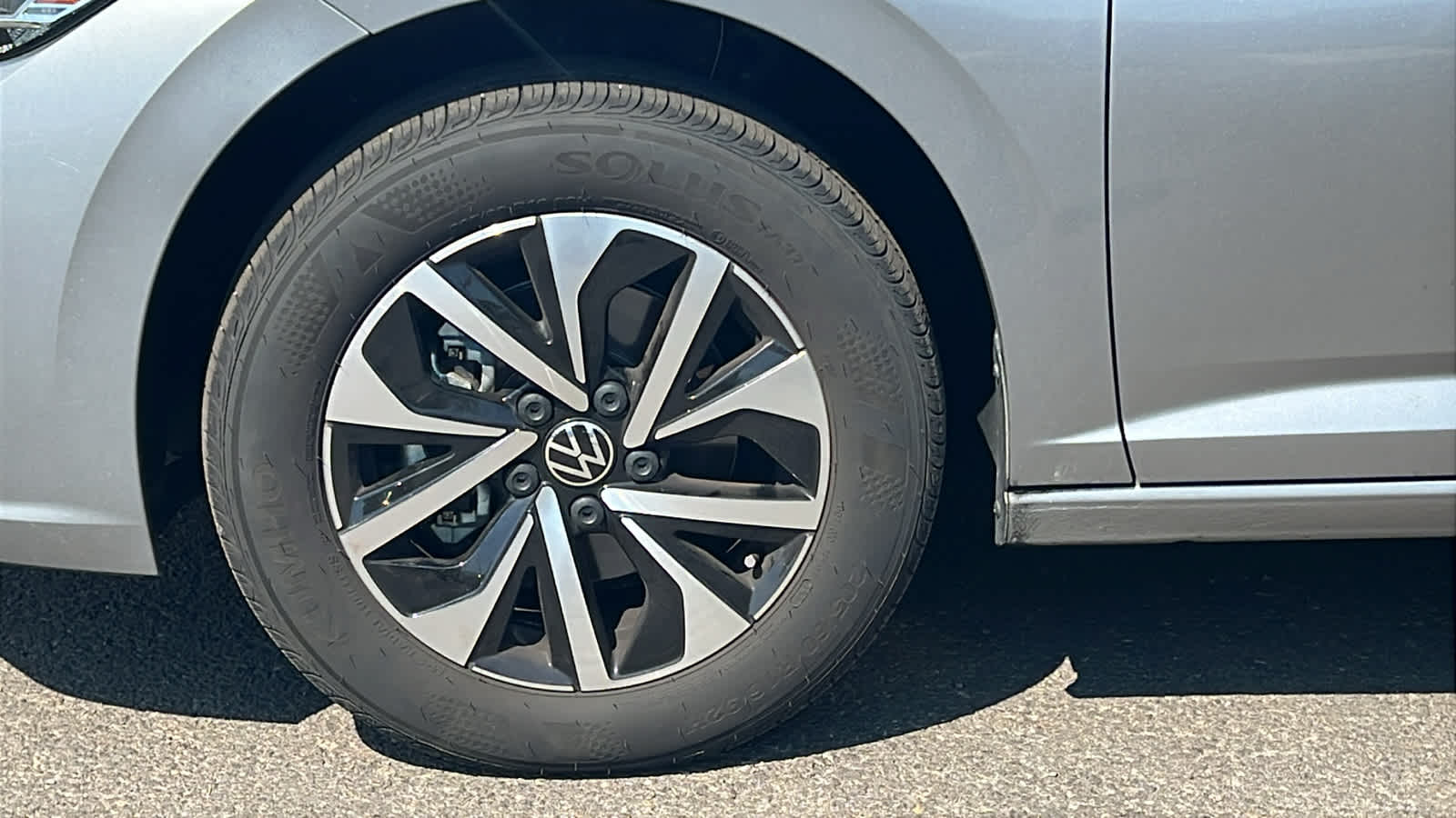 Thumbnail: 2022 Volkswagen Jetta - 9