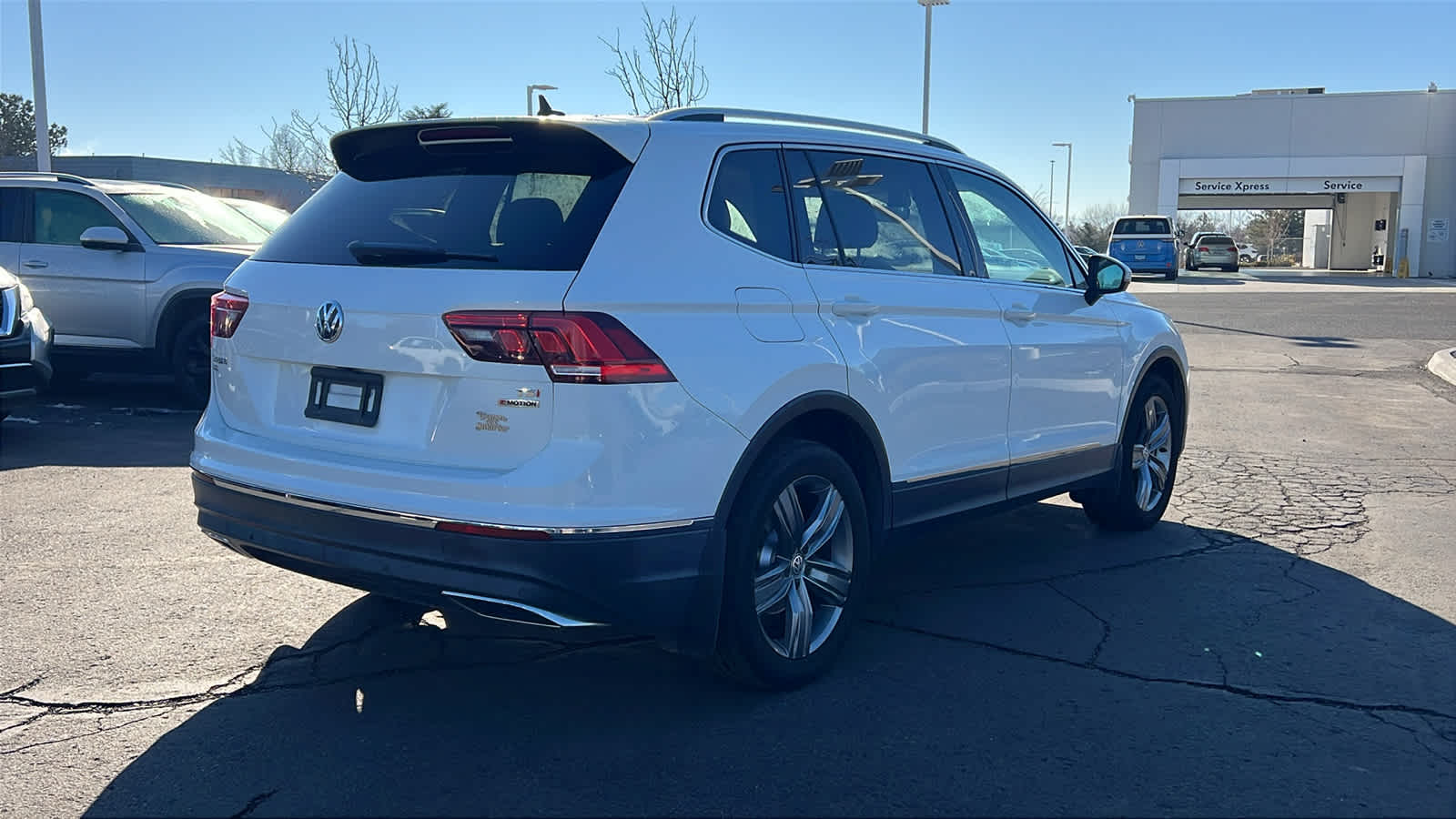 Thumbnail: 2018 Volkswagen Tiguan - 5