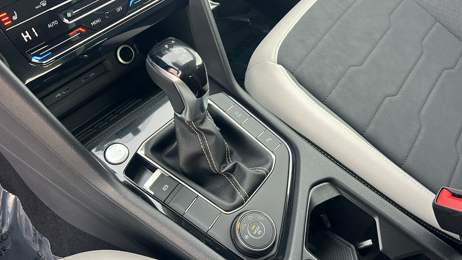 Thumbnail: 2026 Volkswagen Taos - 13