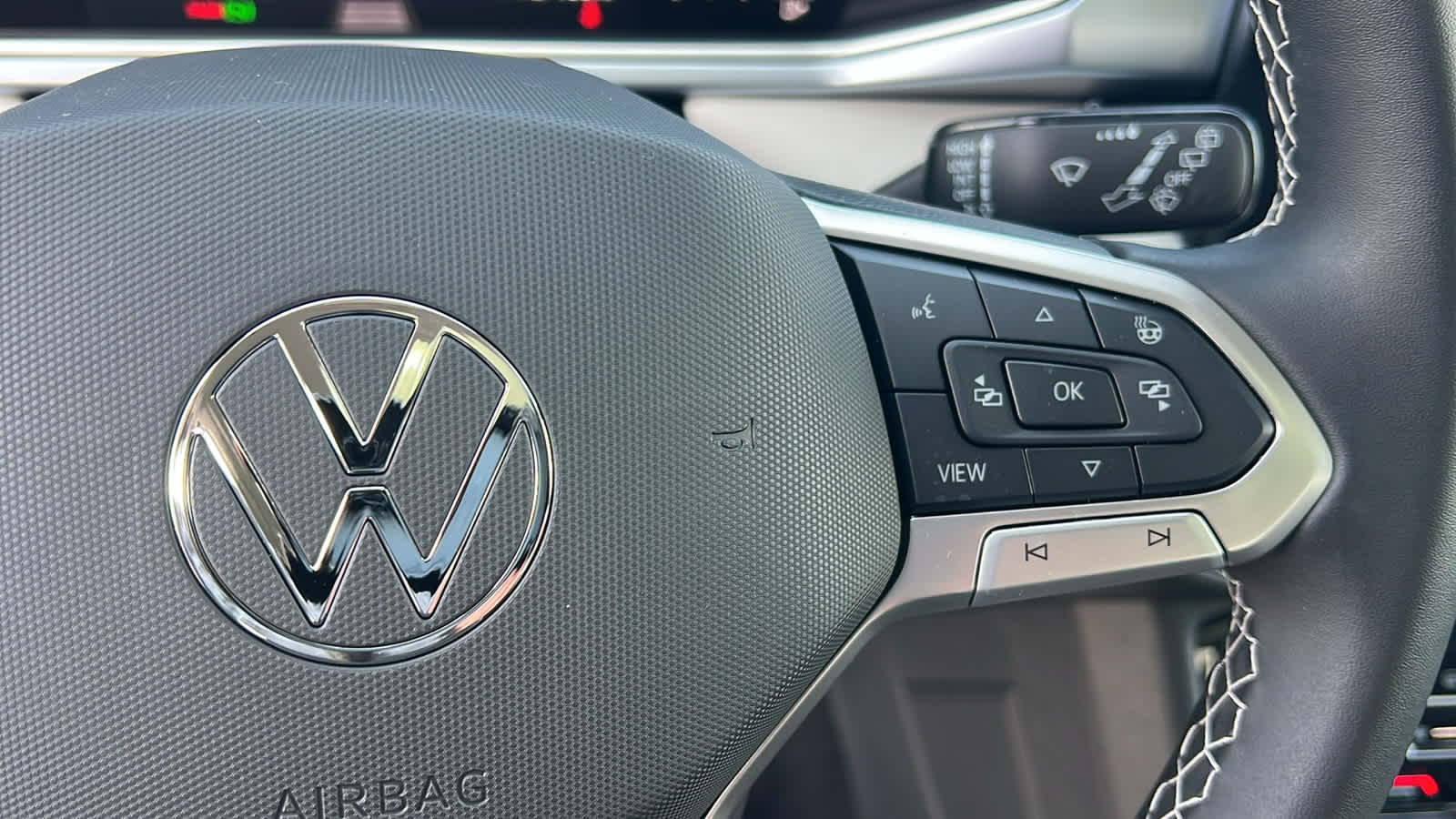 Thumbnail: 2025 Volkswagen Taos - 20