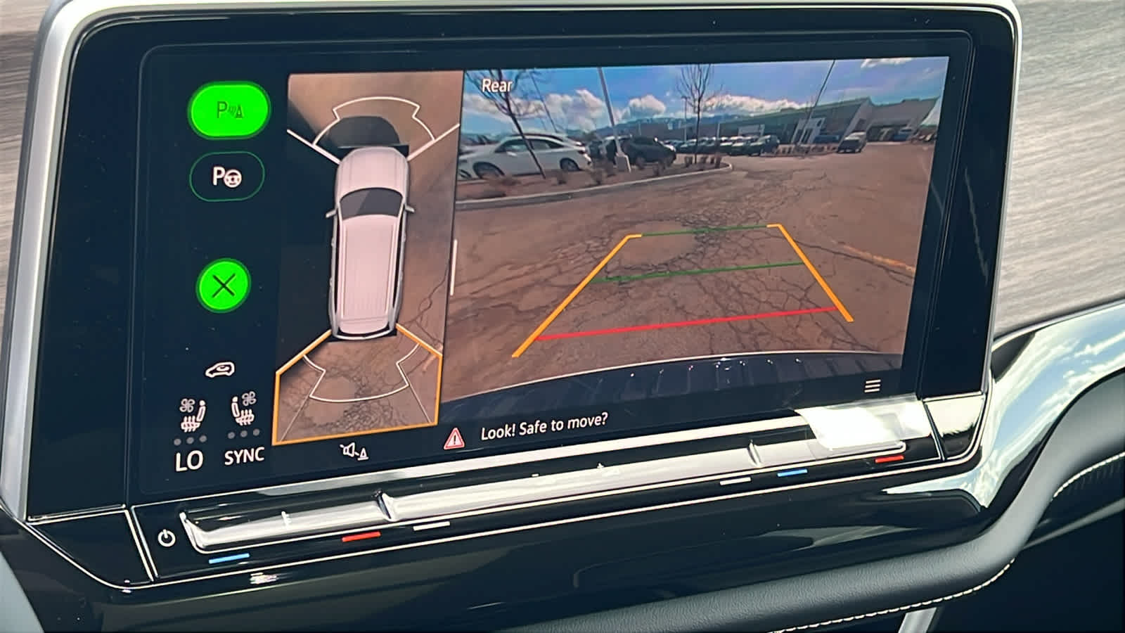 Thumbnail: 2026 Volkswagen Atlas - 16