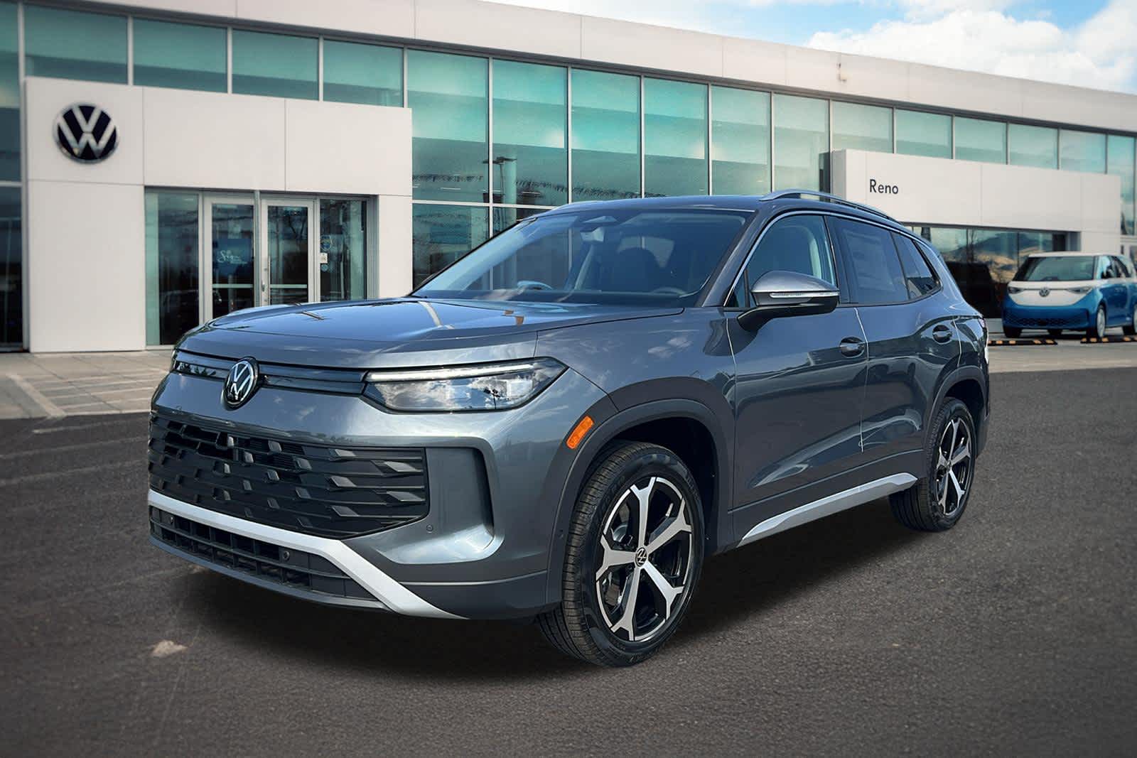 Thumbnail: 2026 Volkswagen Tiguan - 1