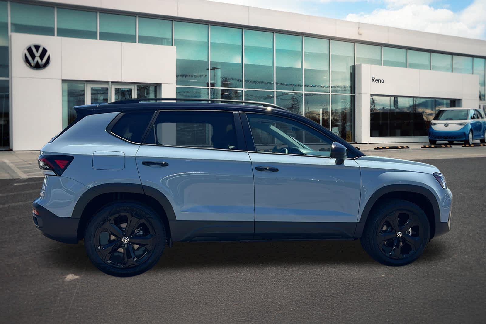 Thumbnail: 2026 Volkswagen Taos - 4