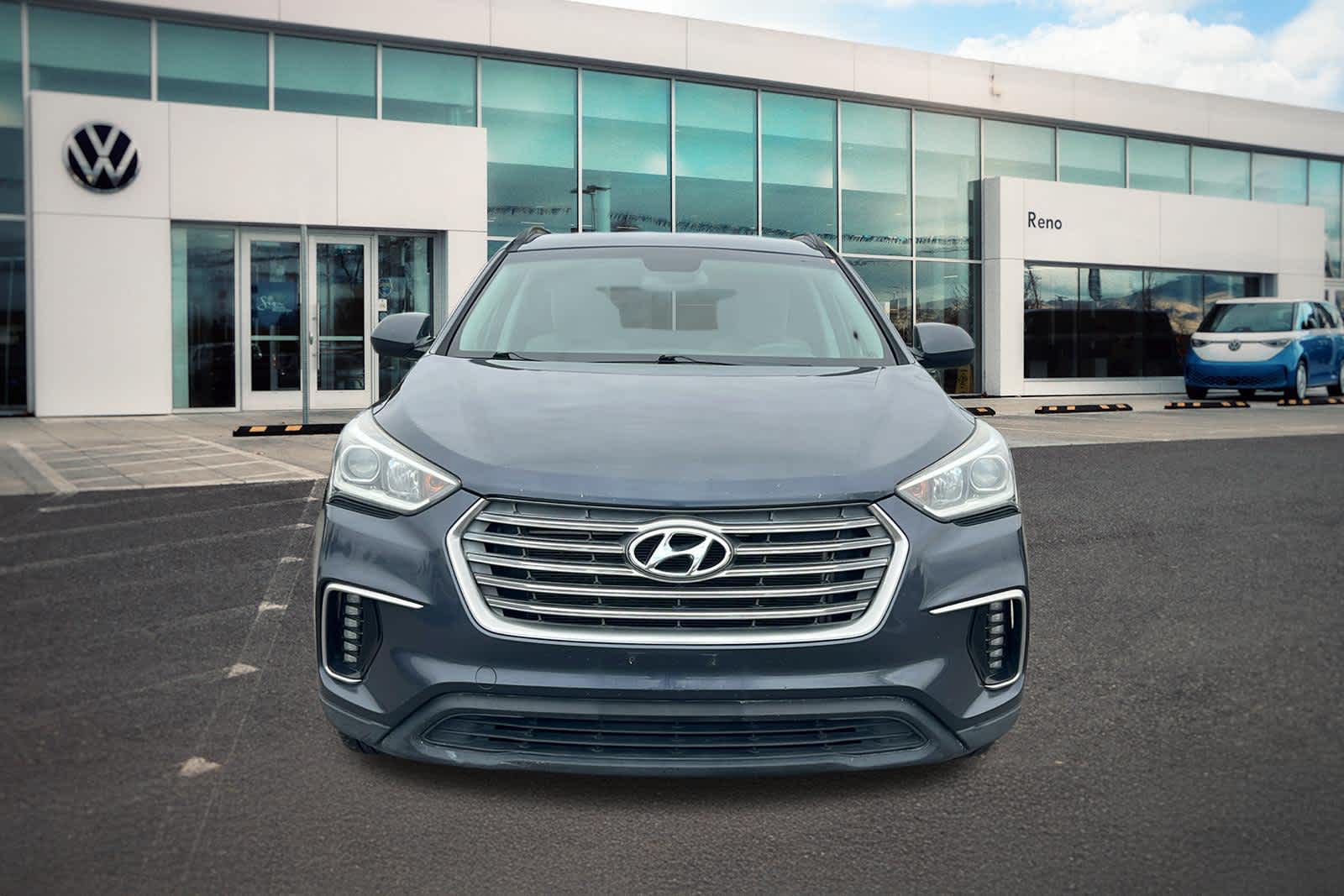 Thumbnail: 2017 Hyundai Santa Fe - 2