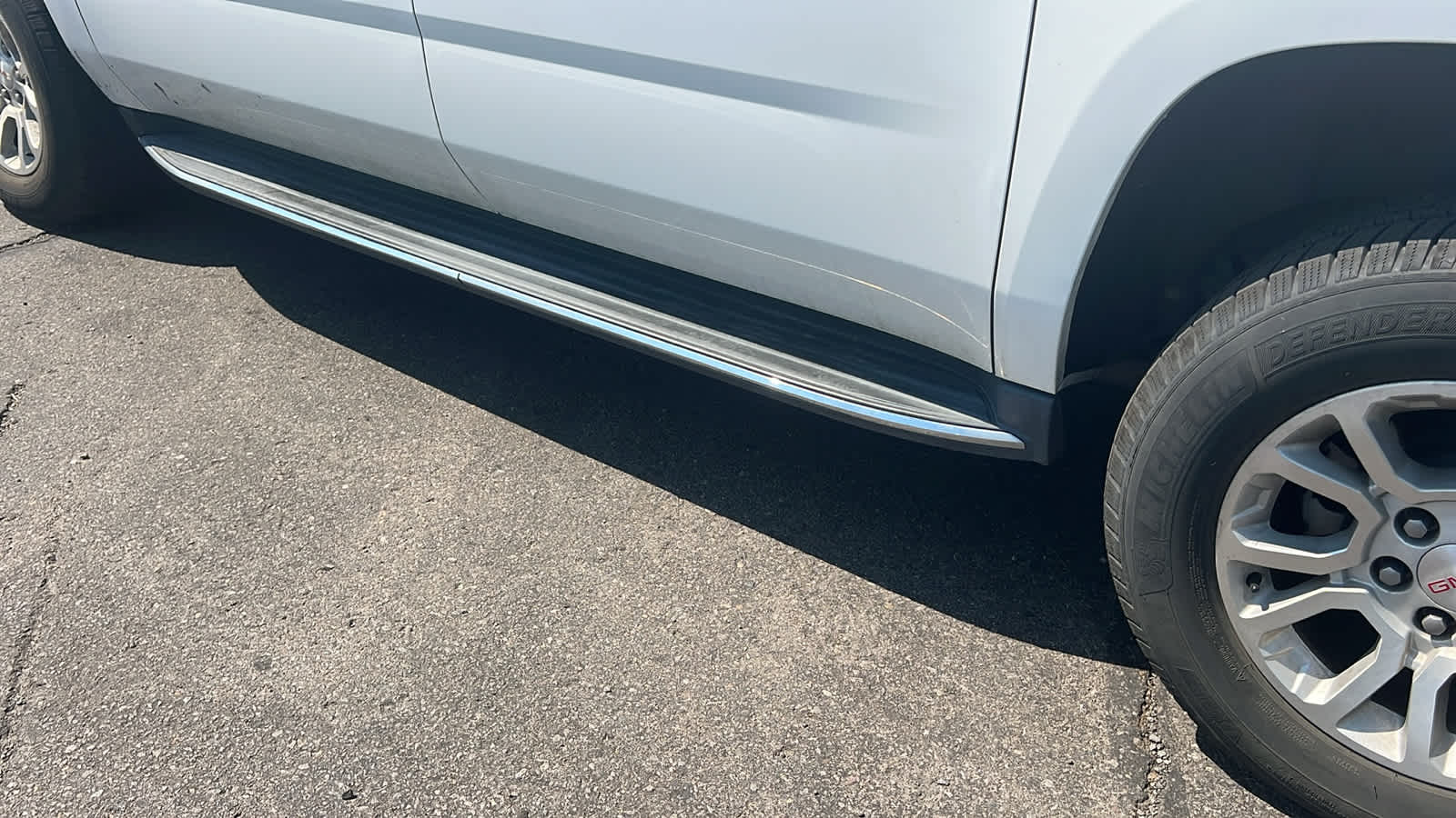 Thumbnail: 2019 GMC Yukon XL - 10
