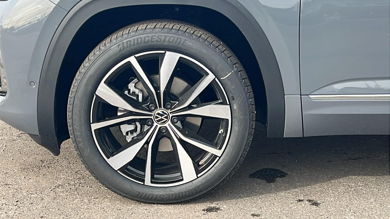 Thumbnail: 2026 Volkswagen Atlas - 9