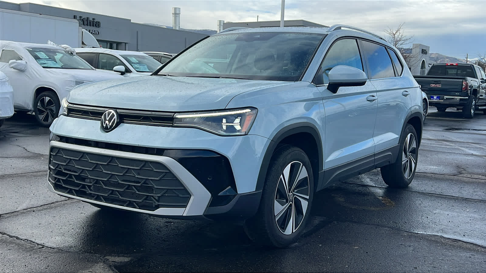 2025 Volkswagen Taos SE