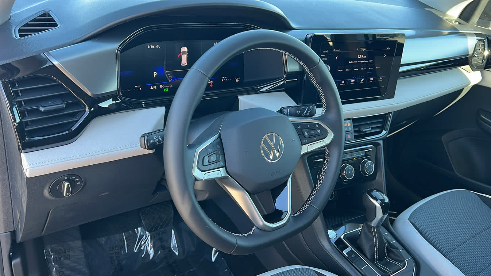 Thumbnail: 2026 Volkswagen Taos - 10