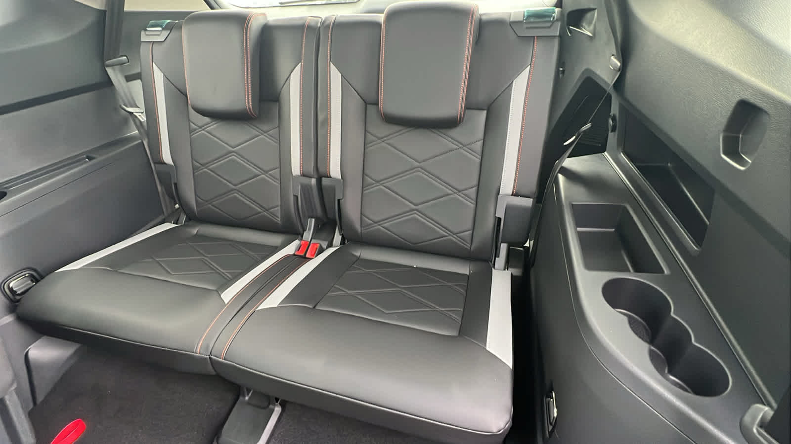 Thumbnail: 2026 Volkswagen Atlas - 31