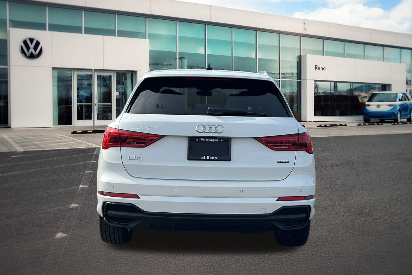 Thumbnail: 2023 Audi Q3 - 6