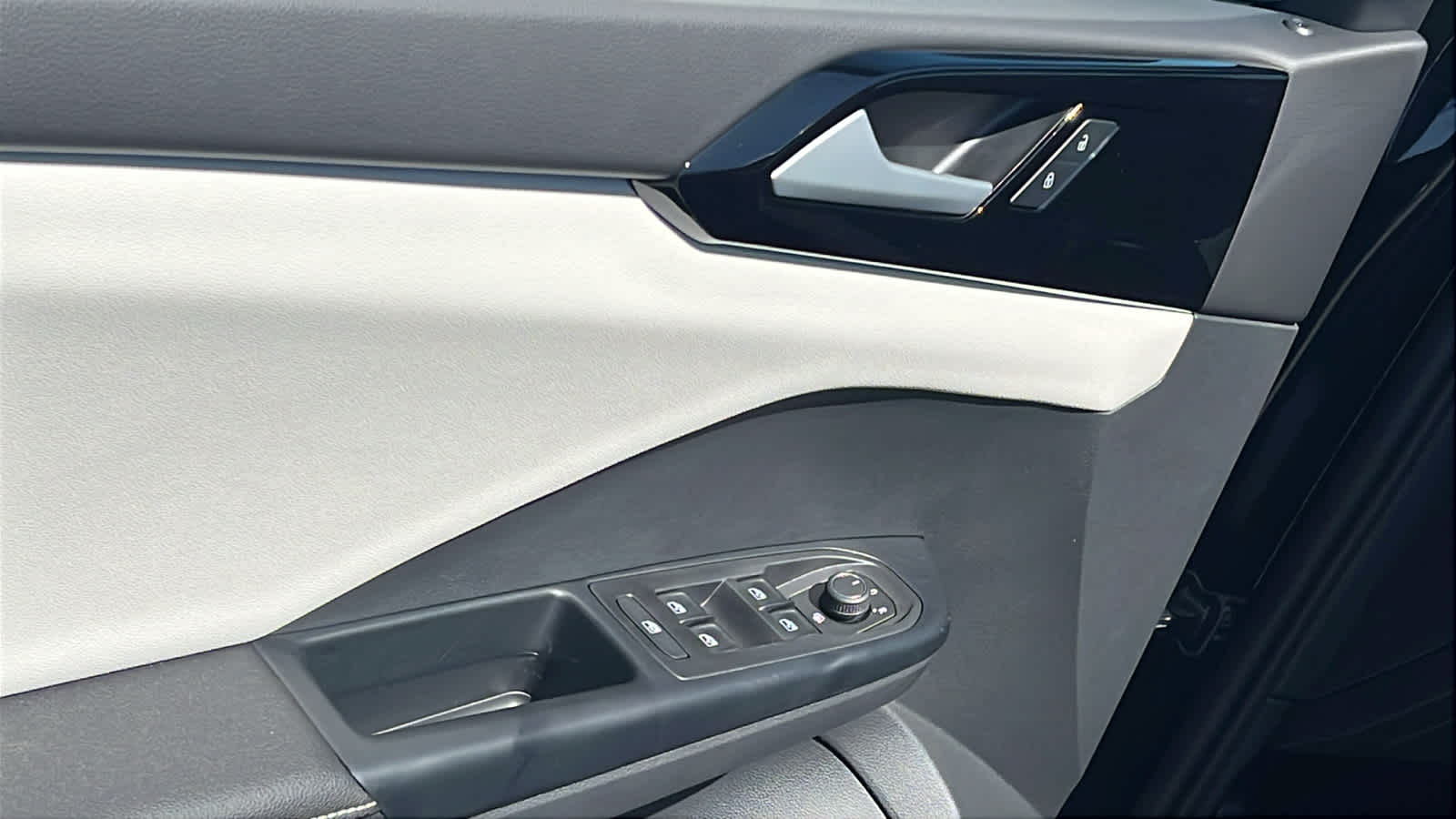 Thumbnail: 2026 Volkswagen Taos - 22