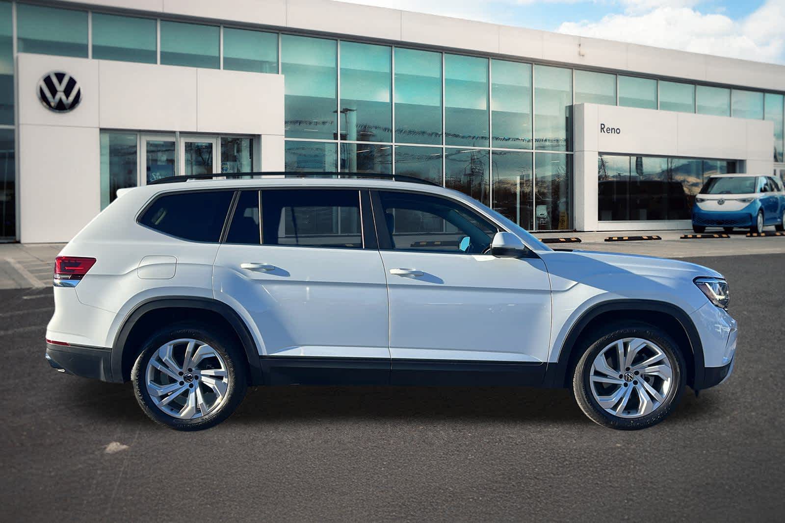 Thumbnail: 2021 Volkswagen Atlas - 4