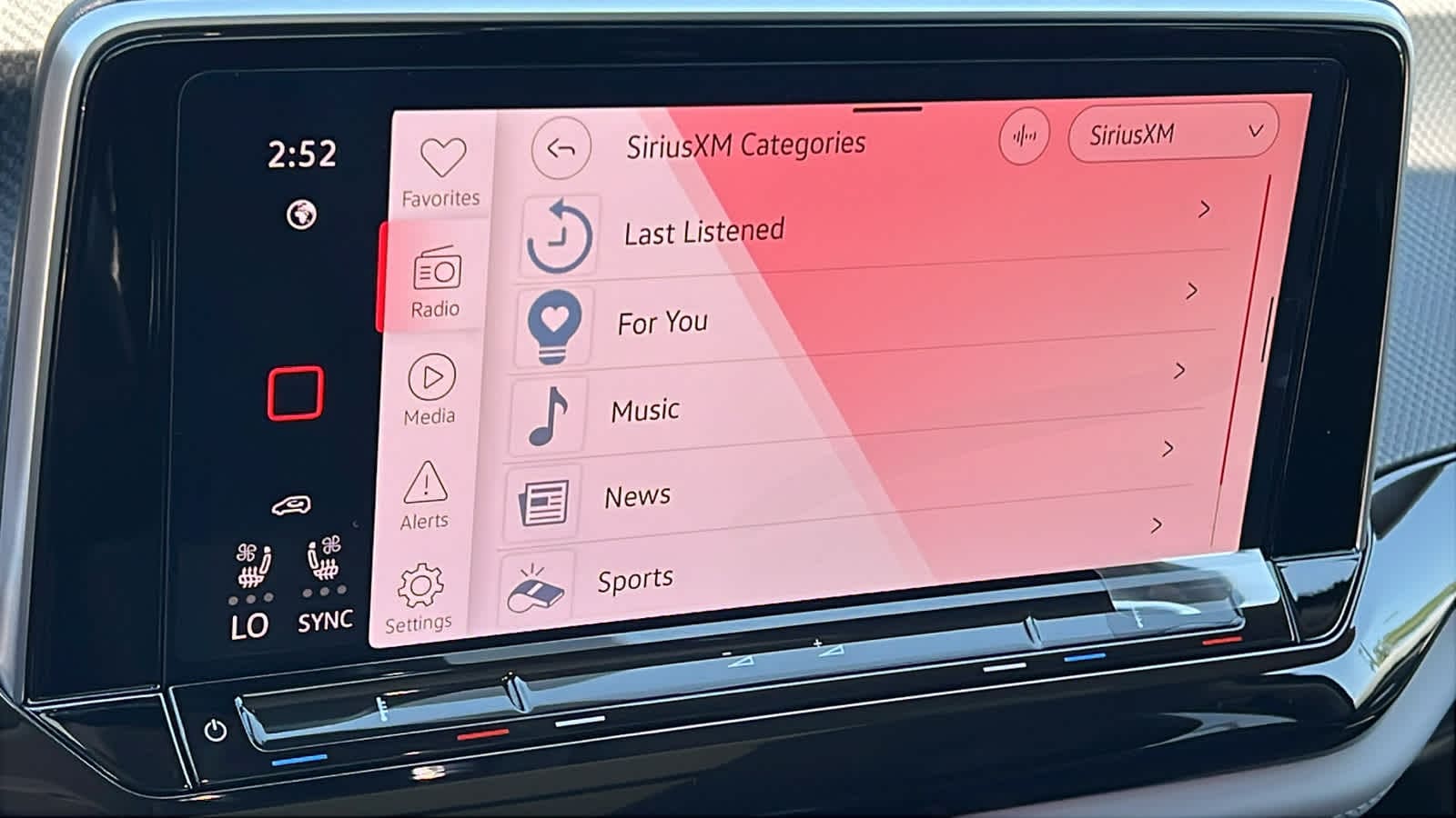 Thumbnail: 2025 Volkswagen Atlas - 15