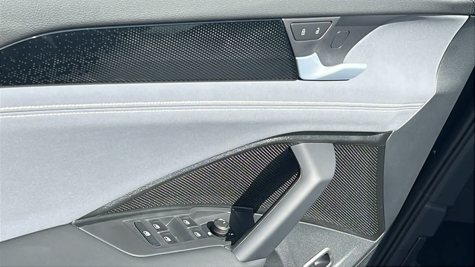 Thumbnail: 2026 Volkswagen Tiguan - 22