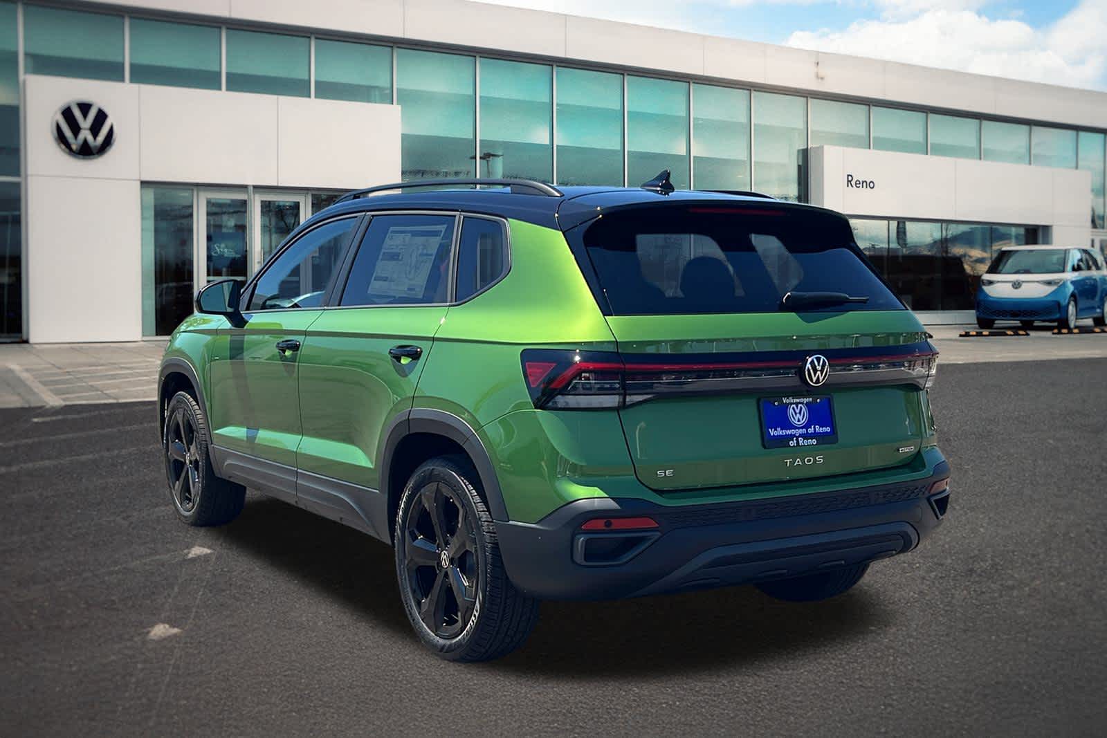 Thumbnail: 2025 Volkswagen Taos - 7