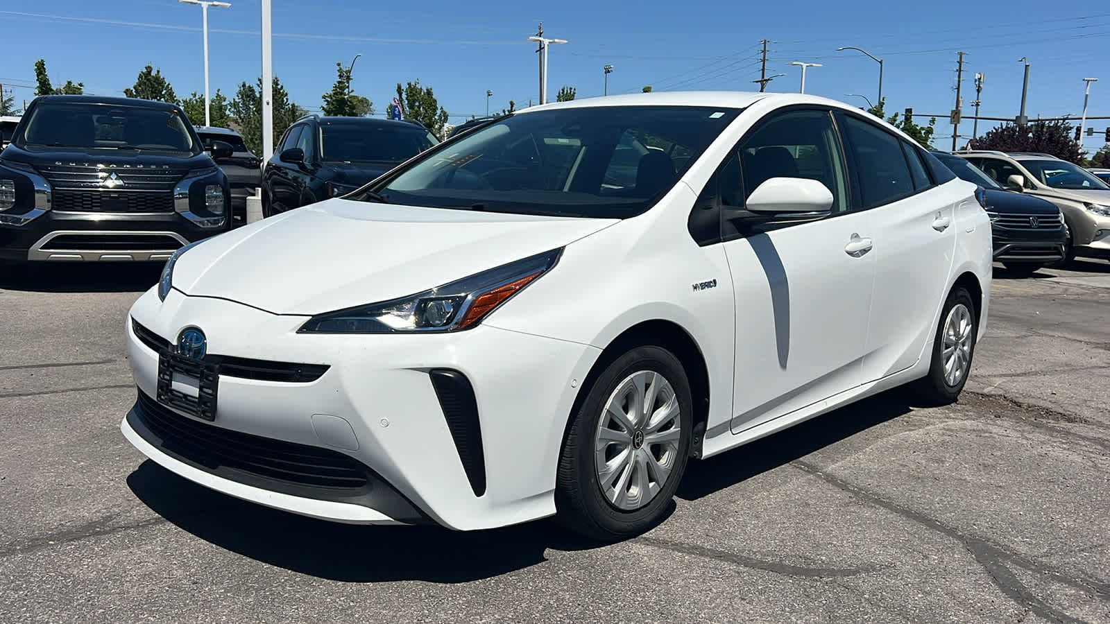 2022 Toyota Prius LE FWD's photo