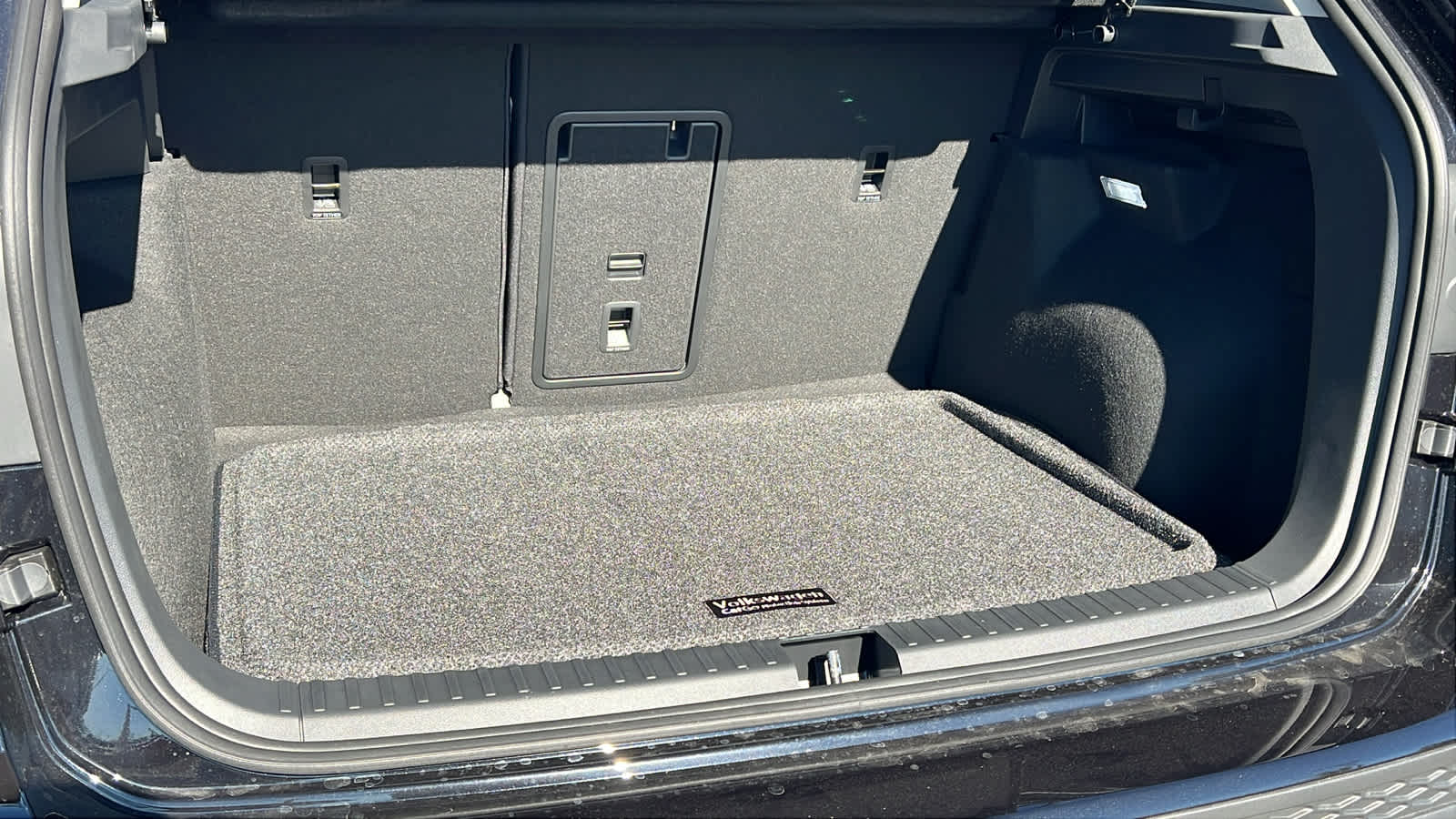 Thumbnail: 2025 Volkswagen Taos - 27