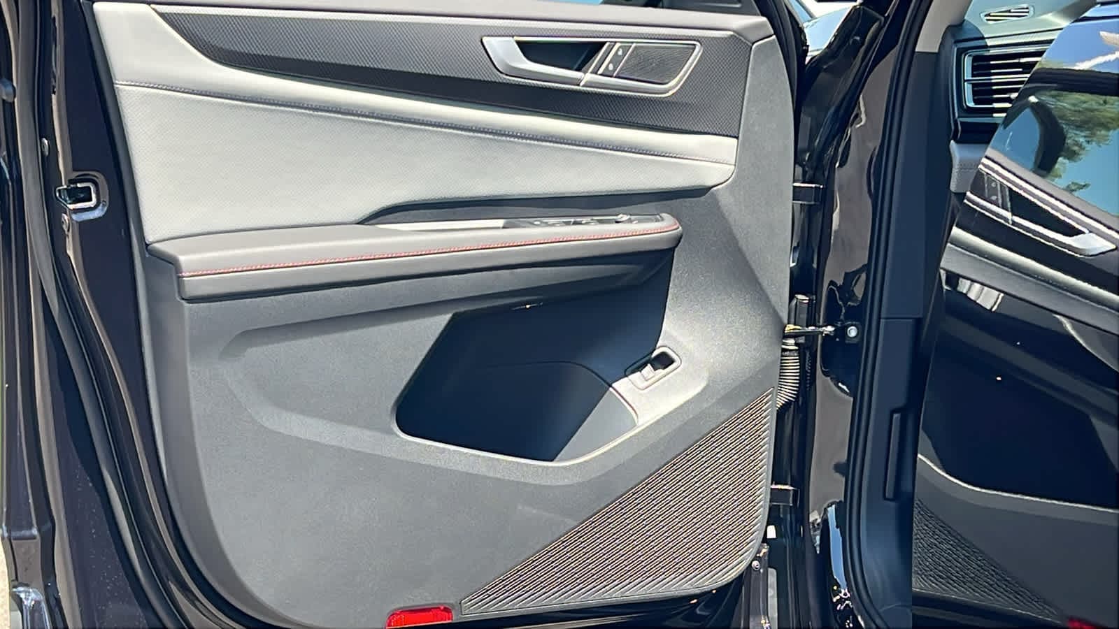 Thumbnail: 2025 Volkswagen Atlas - 23