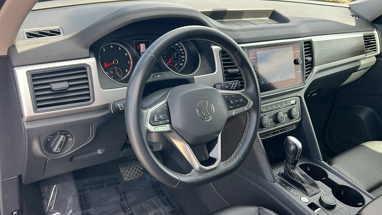 Thumbnail: 2021 Volkswagen Atlas - 10