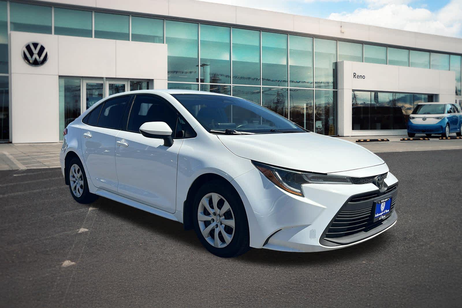 Thumbnail: 2023 Toyota Corolla - 3