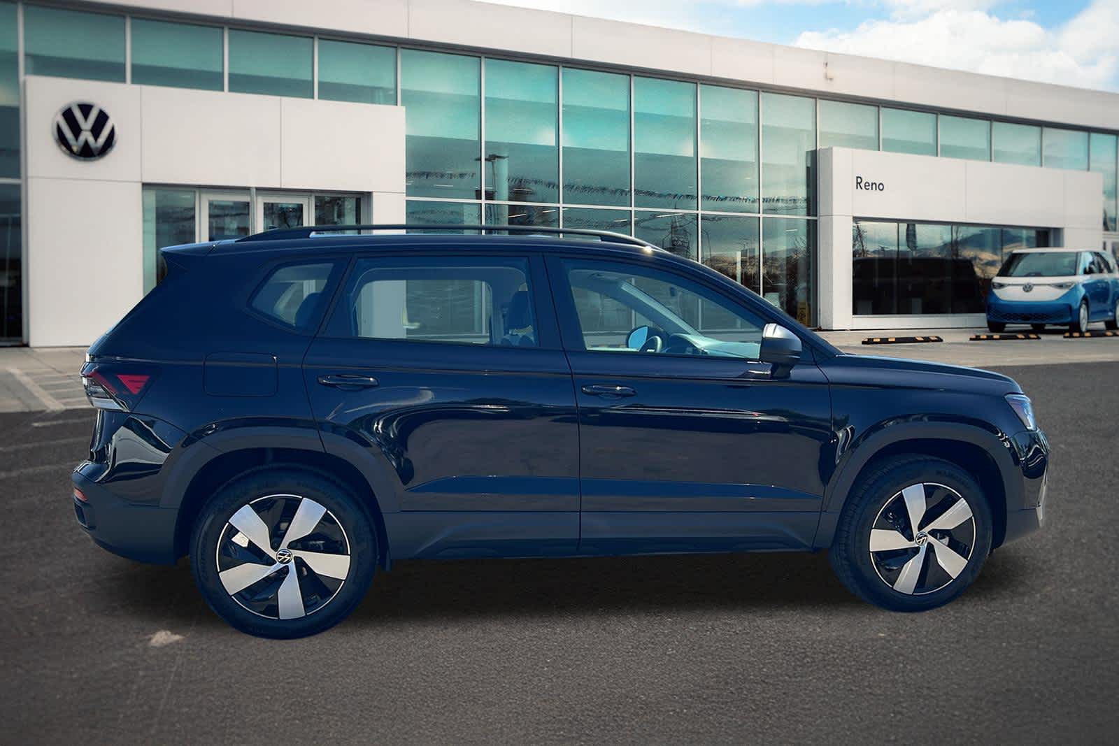 Thumbnail: 2026 Volkswagen Taos - 4