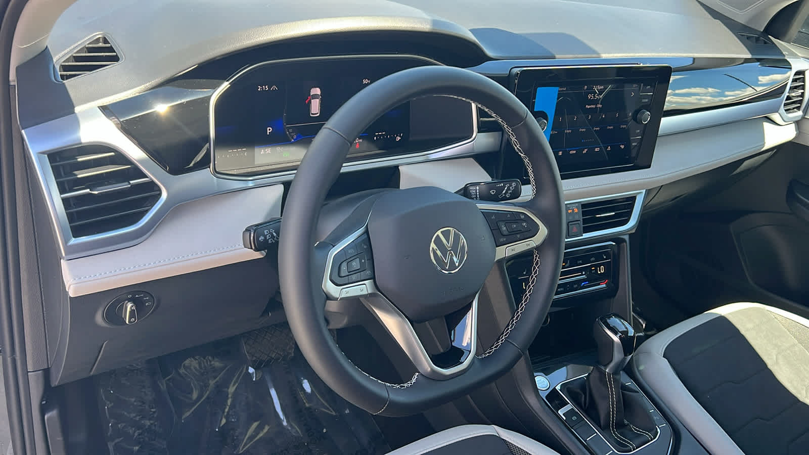 Thumbnail: 2026 Volkswagen Taos - 10