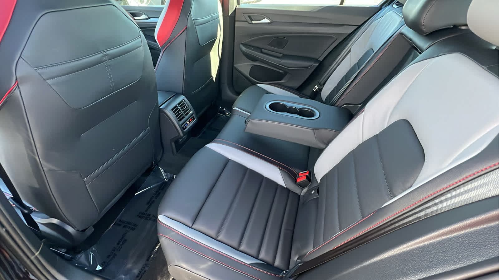 Thumbnail: 2026 Volkswagen Golf - 24