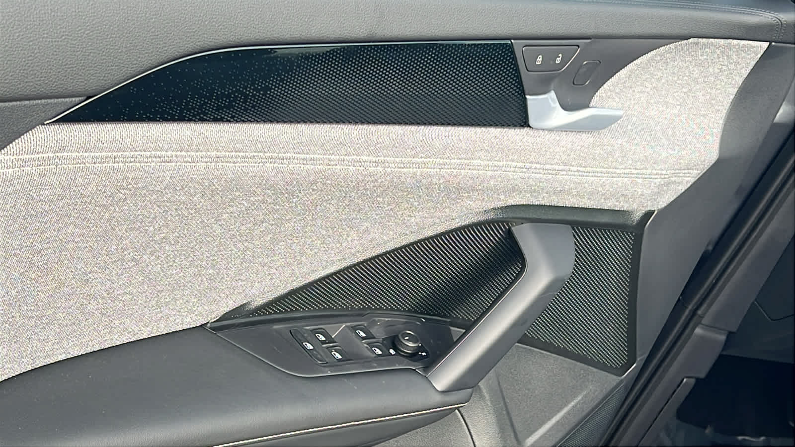 Thumbnail: 2026 Volkswagen Tiguan - 22