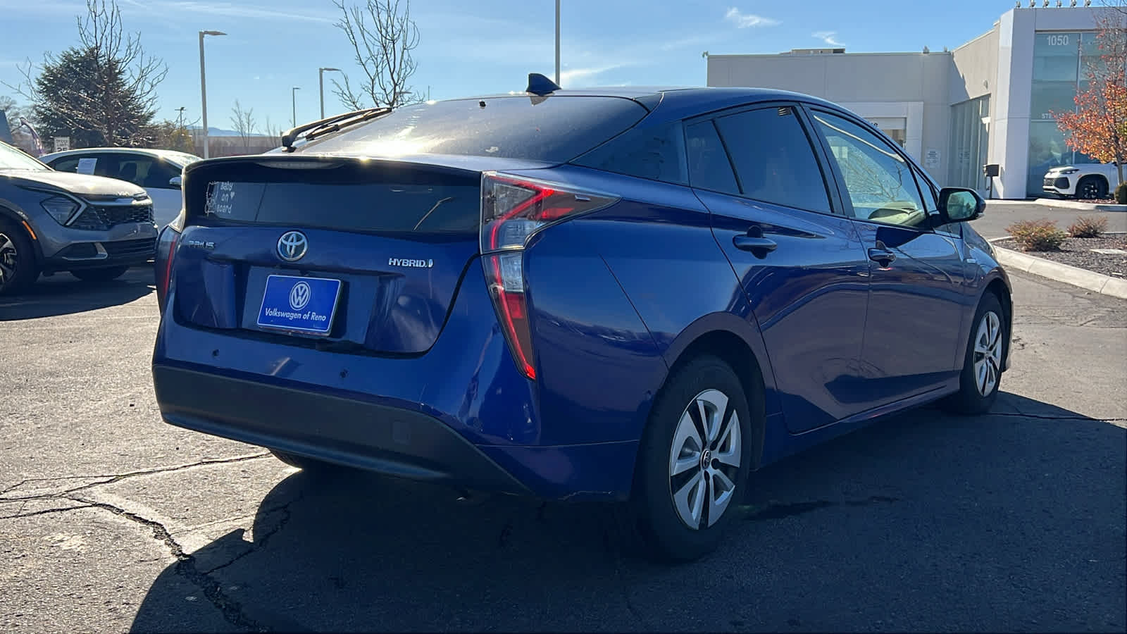 Thumbnail: 2018 Toyota Prius - 5